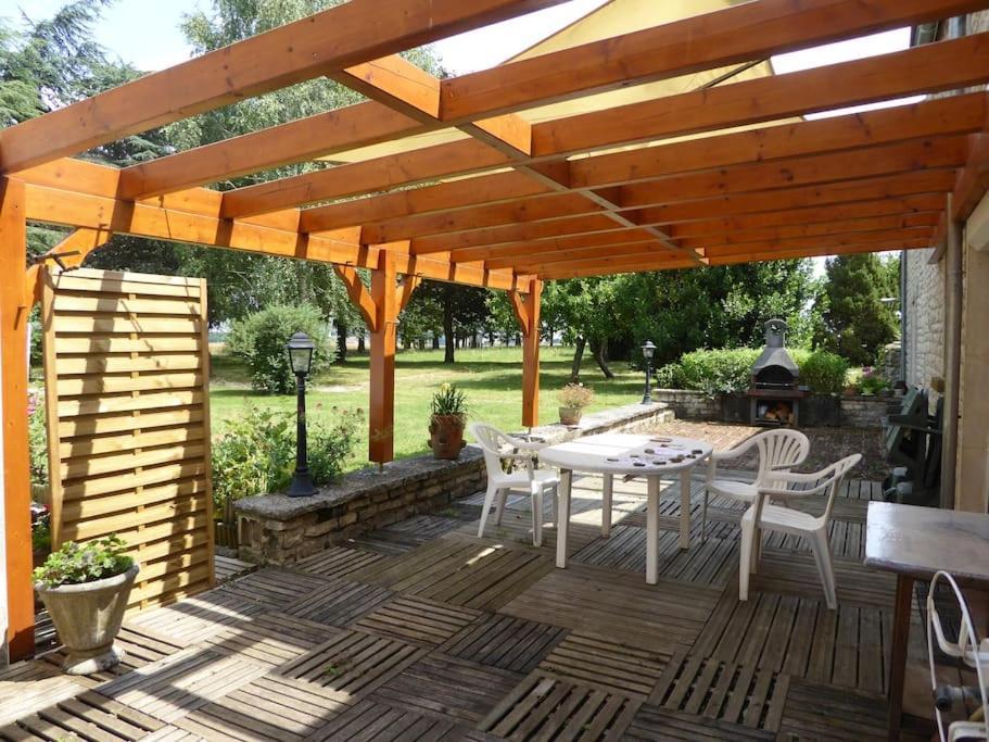 Maison Entiere Independante Noyers-sur-Serein Dış mekan fotoğraf